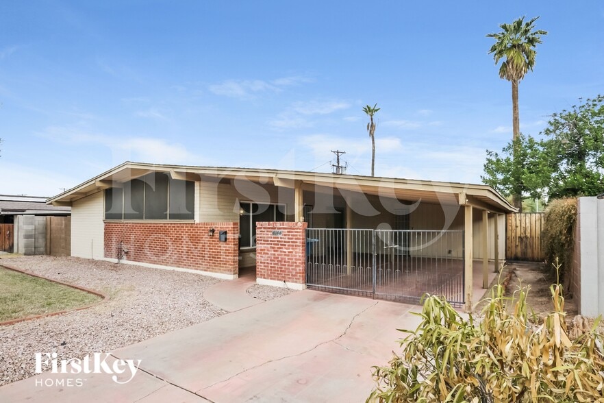Building Photo - 4144 E Almeria Rd
