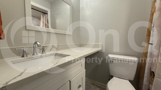 Building Photo - 306 Wildbriar Dr