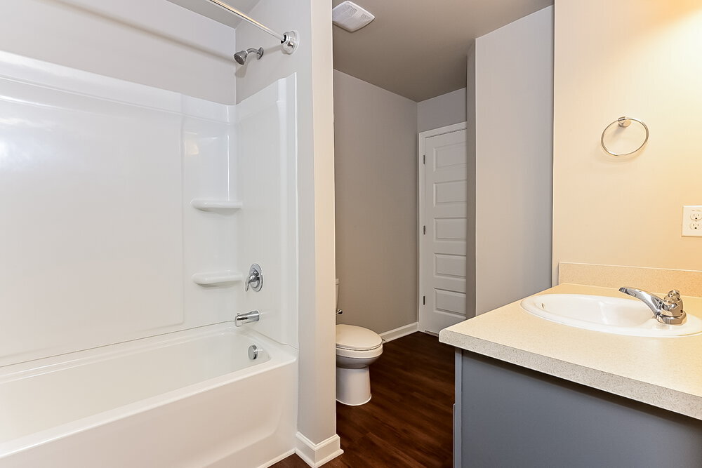 Building Photo - 517 Emporia Loop