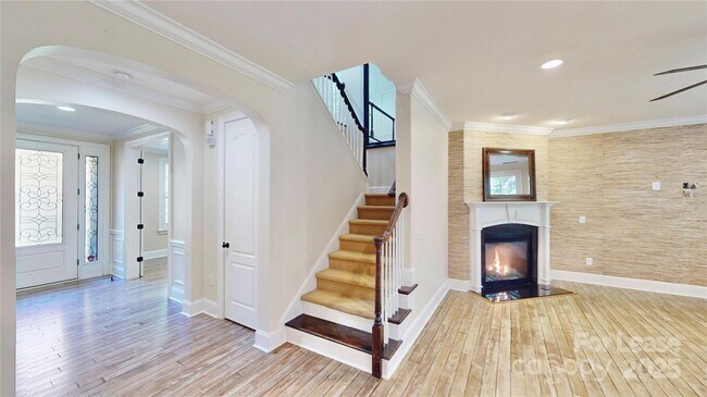 Building Photo - 11052 Preservation Park Dr