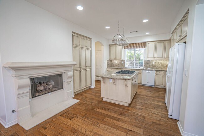 Building Photo - 23932 Windward Ln