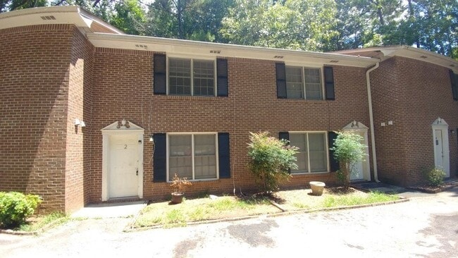 Building Photo - 310 S Jeff Davis Dr