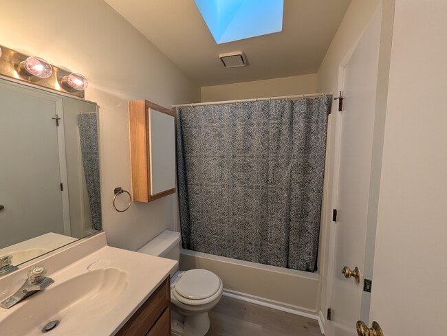 Building Photo - 386 Summerwalk Cir