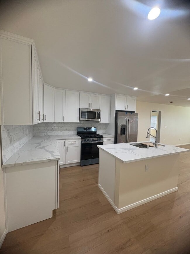 Primary Photo - Oxnard - Single story, fully updated, two bedroom, one bath house!