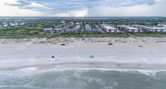 Building Photo - 890-A1A A1A Beach Blvd