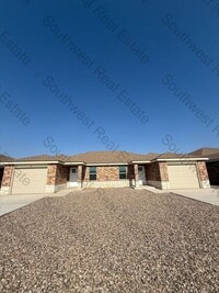 Building Photo - Brand new 2 bedroom 2 bath duplex