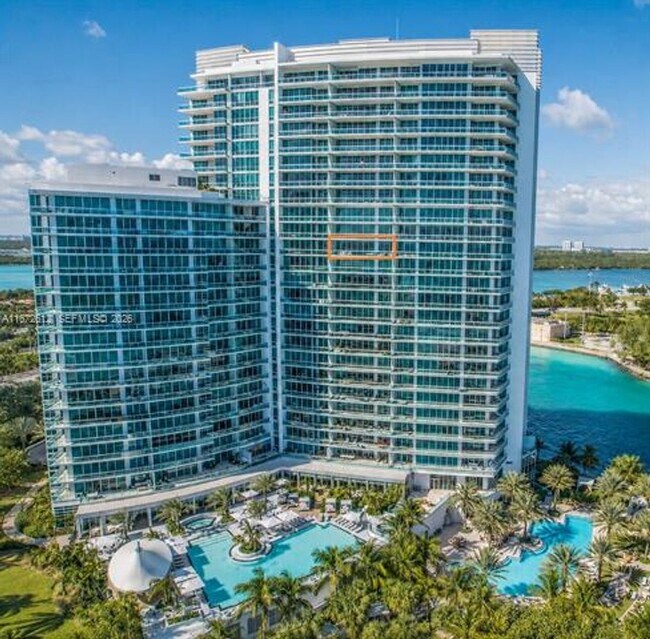 Building Photo - 10295 Collins Ave