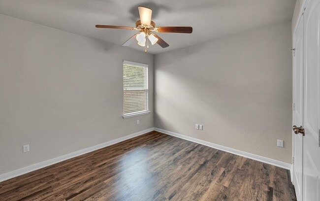 Building Photo - 1120 Merganser Way