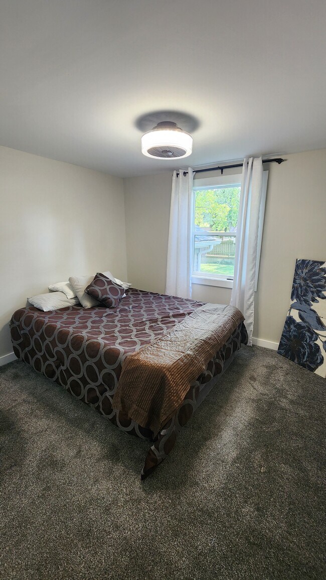 Building Photo - 8054 Ortonville Rd