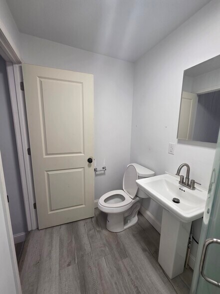 Building Photo - 144 Shenandoah Ln