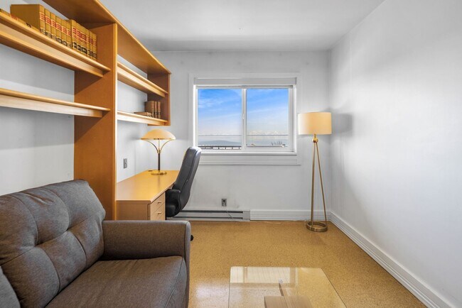 Building Photo - Downtown Anchorage Two Bedroom Two Bath wi...