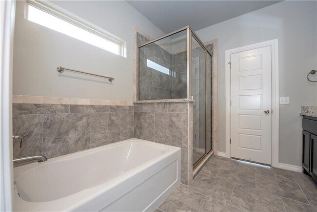 Building Photo - 8004 NW 160th Terrace