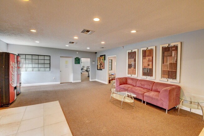 Building Photo - 8099 Severn Dr