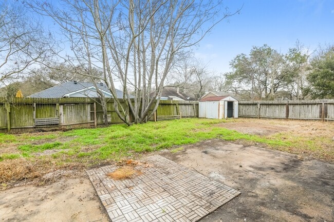 Building Photo - 2609 Elder Rd