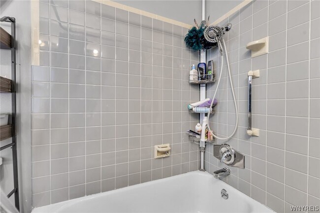 Building Photo - 175 Dorchester Rd