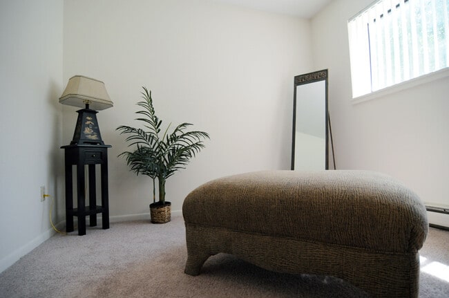 Building Photo - Countryway East Apartments