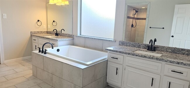 Building Photo - 930 Caswell Ct