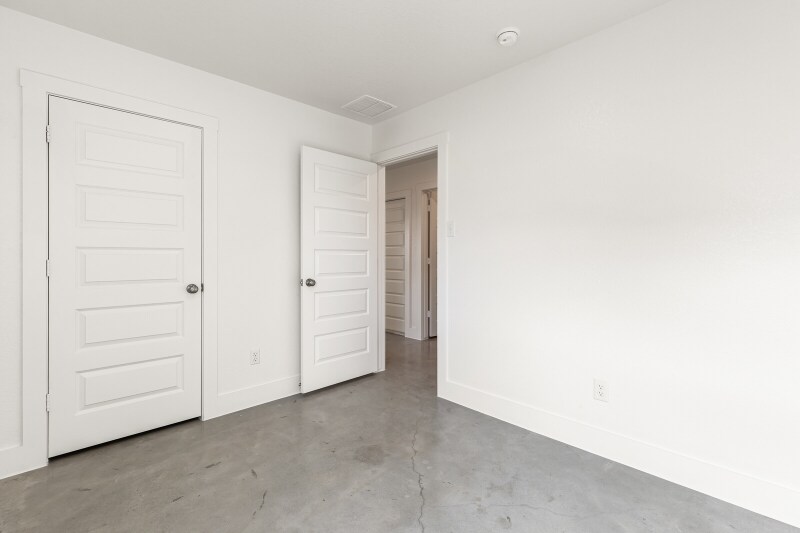 Building Photo - 522 Campus St