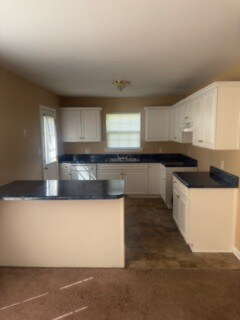 Kitchen - 228 Sunset Dr