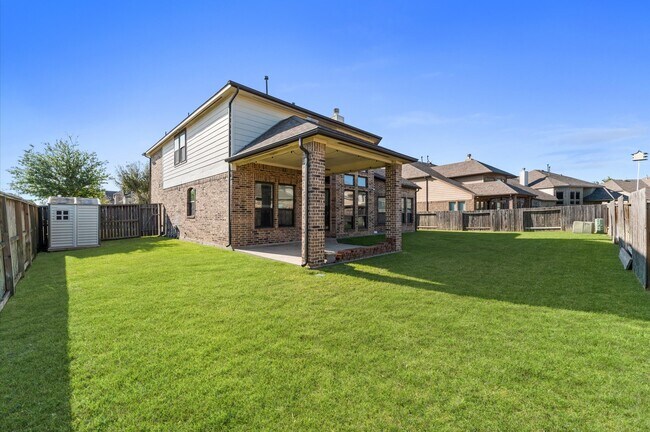 Building Photo - 31183 Pecan Creek Dr