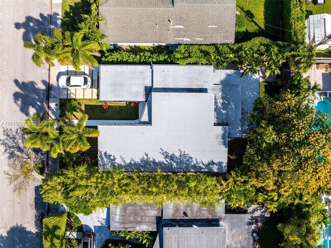 Building Photo - 7525 Adventure Ave