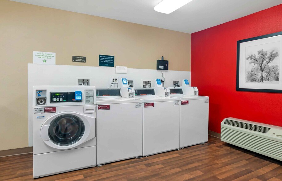 Building Photo - Furnished Studio-Los Angeles - Torrance Harbor Gateway