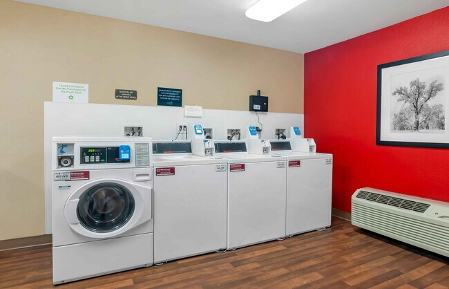 Building Photo - Furnished Studio-Los Angeles - Torrance Ha...