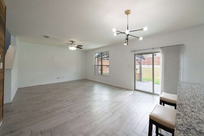 Building Photo - 9131 Canter Horse