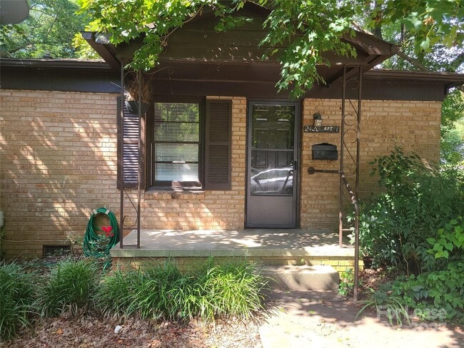 Primary Photo - 2420 Shamrock Dr