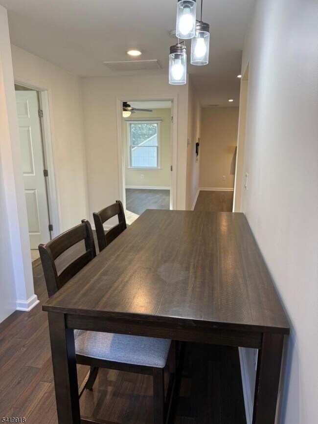 Building Photo - 12 Bellot Rd