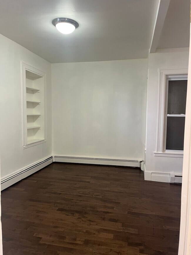 Building Photo - Shore Bangs Properties