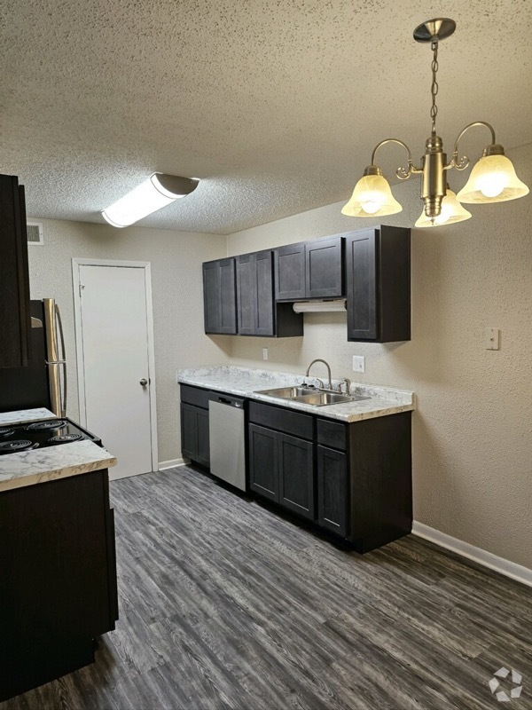 Kitchen - Orchard Landing Apartments (Park Place)