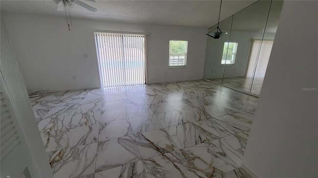 Building Photo - 3048 Bonkirk Dr