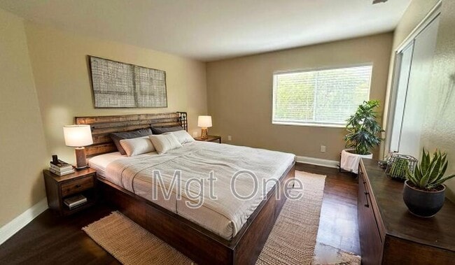 Building Photo - 1980 Olympia Fields Dr