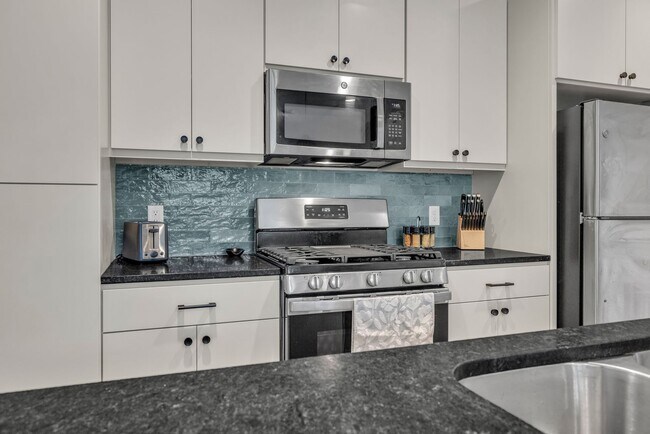 Building Photo - P.57 Kode Properties, LLC 1240-1242