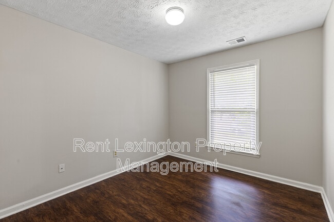 Building Photo - 4225 Steamboat Rd