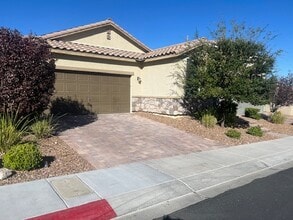 Building Photo - 2255 Palatino St