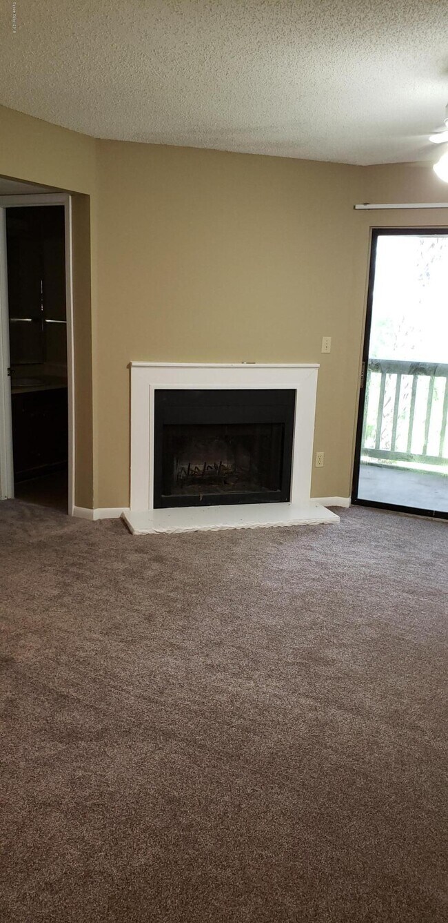 Building Photo - 3505 Sable Palm Ln