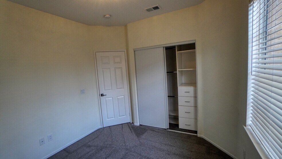 Building Photo - 4499 Brisbane Way
