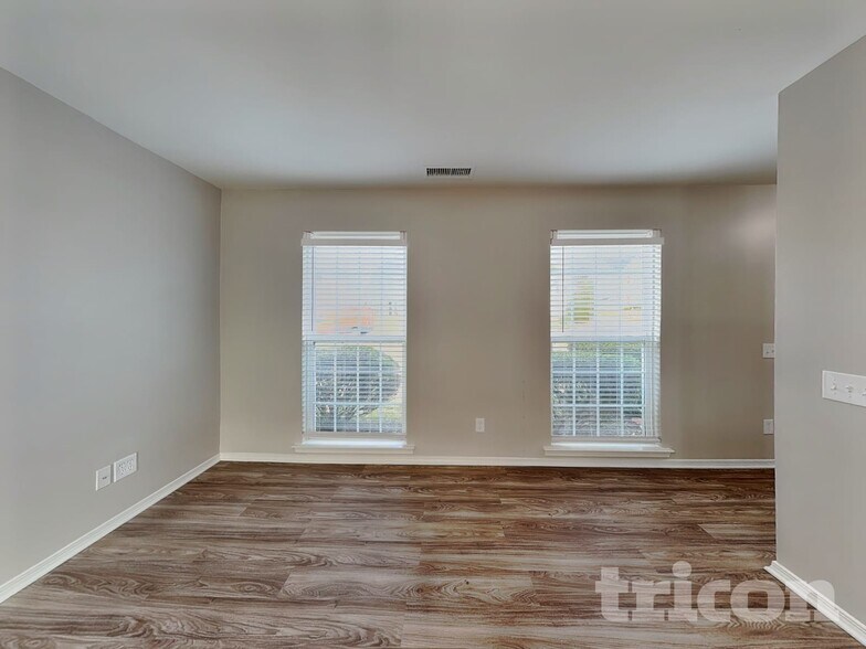 Building Photo - 12435 Shelly Pines Dr