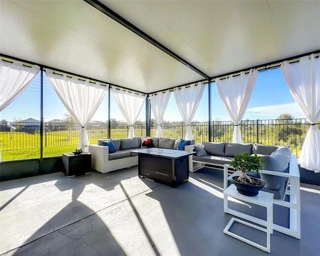 Building Photo - 2143 Camden Loop