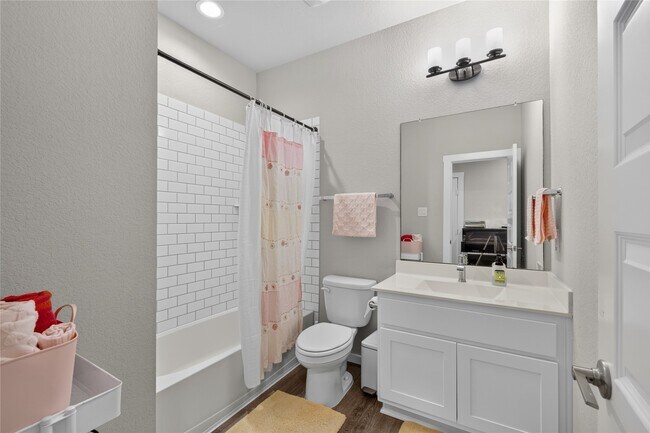 Building Photo - 3522 Gore Creek Dr