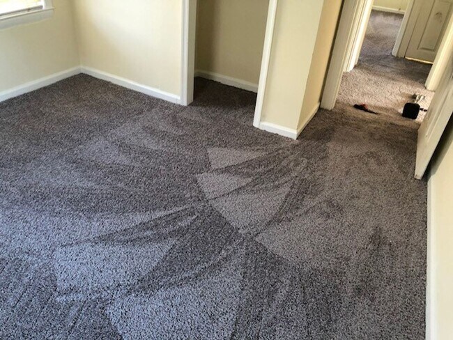 Building Photo - Charming Three-Bedroom Home in Cedmont!