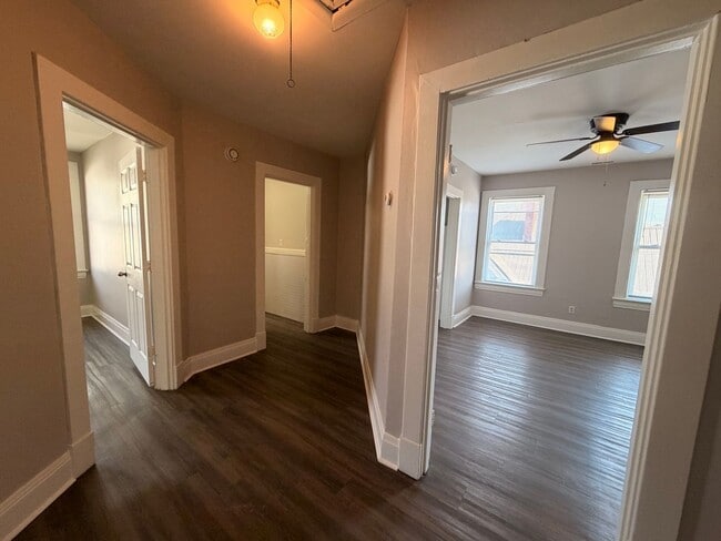 Building Photo - 7 Calloway St