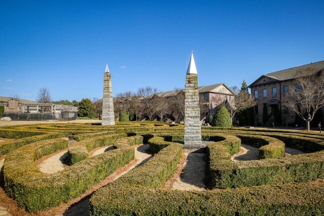 Building Photo - 2010 Heathermere Way