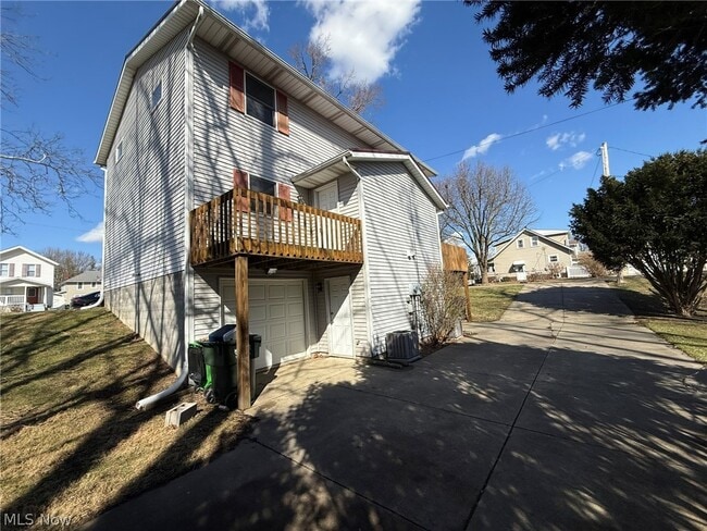 Building Photo - 604 Harger St