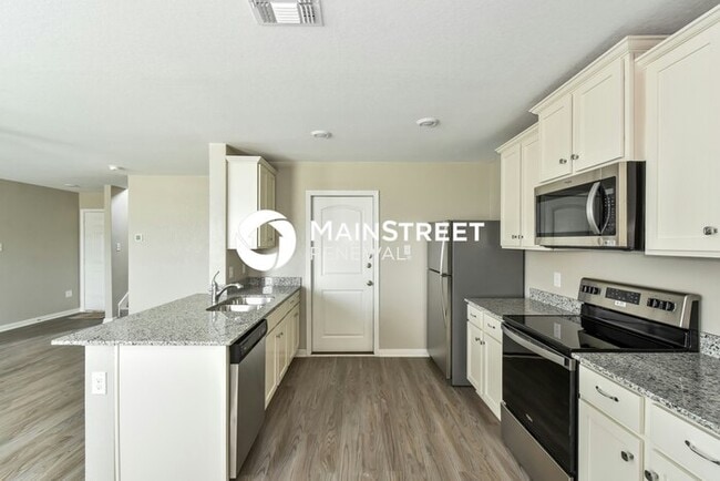 Building Photo - 3 Bedroom Pet-Friendly Home in San Antonio, TX with Main Street Renewal