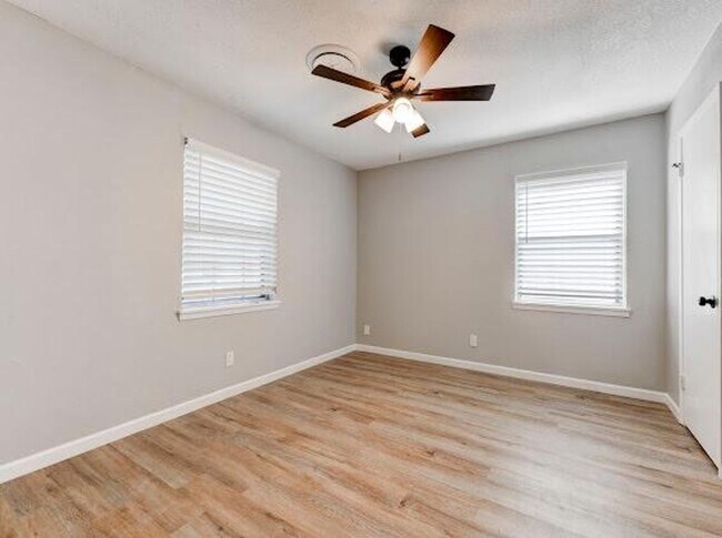 Building Photo - 3Bd/2Ba in Killeen, TX!