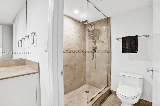 Building Photo - 6917 Collins Ave