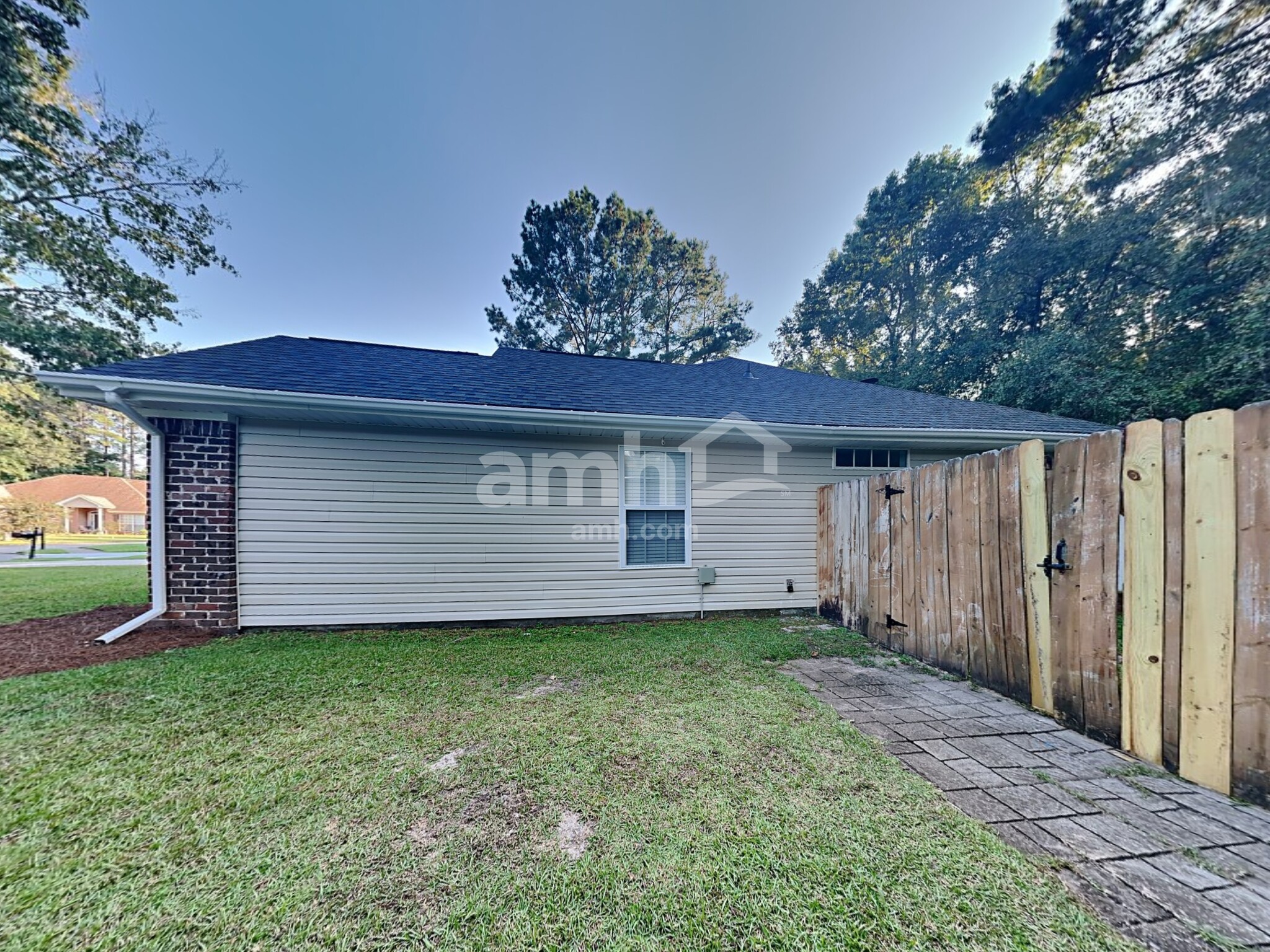 Building Photo - 118 Golden Gate Dr